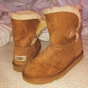 UGGs